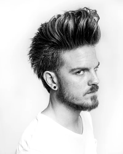 The Modern Pomp