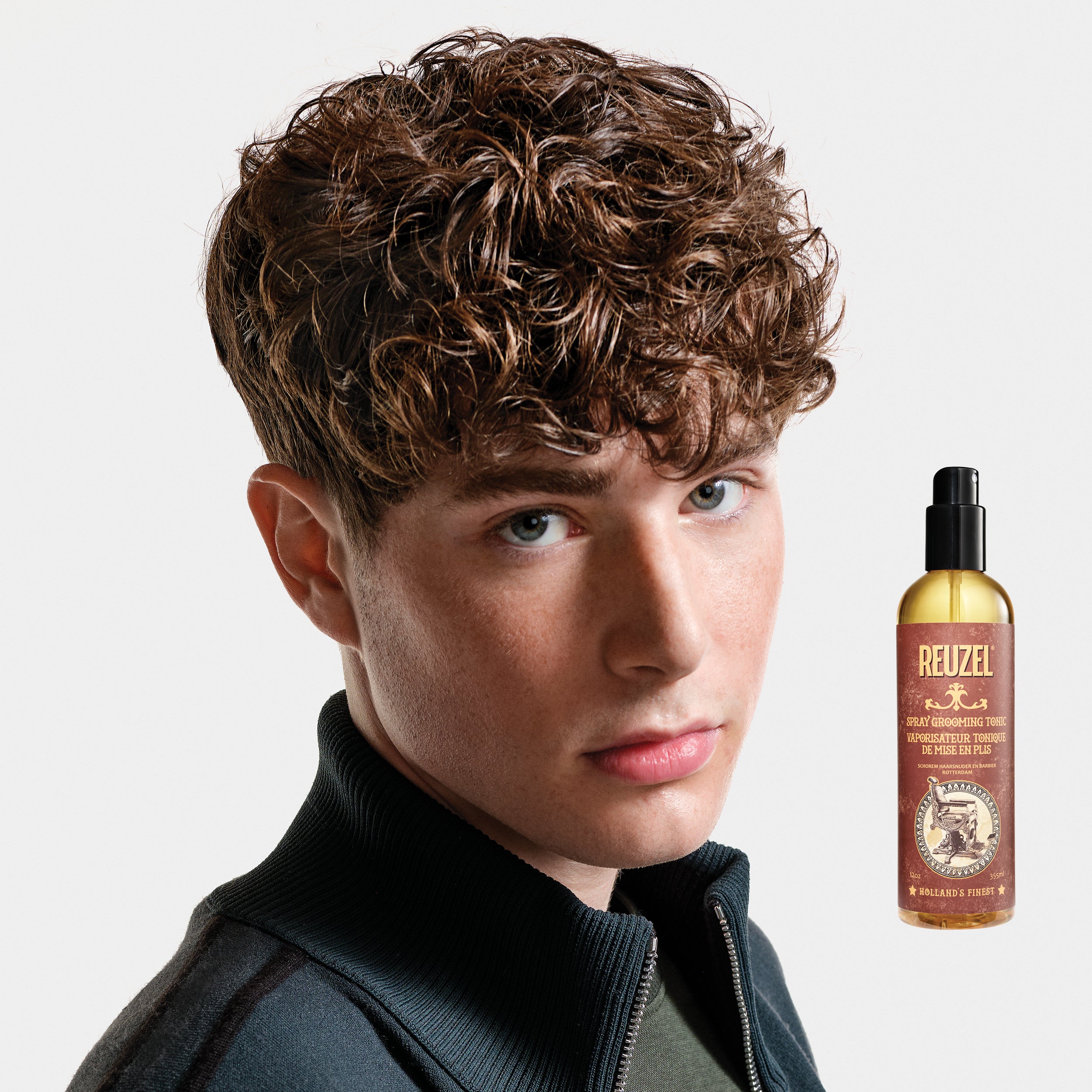 R.CODE スキンピールローション& ニュートライジングソリューショ&綿棒 Spray Grooming Tonic for Volume & Style | REUZEL UK
